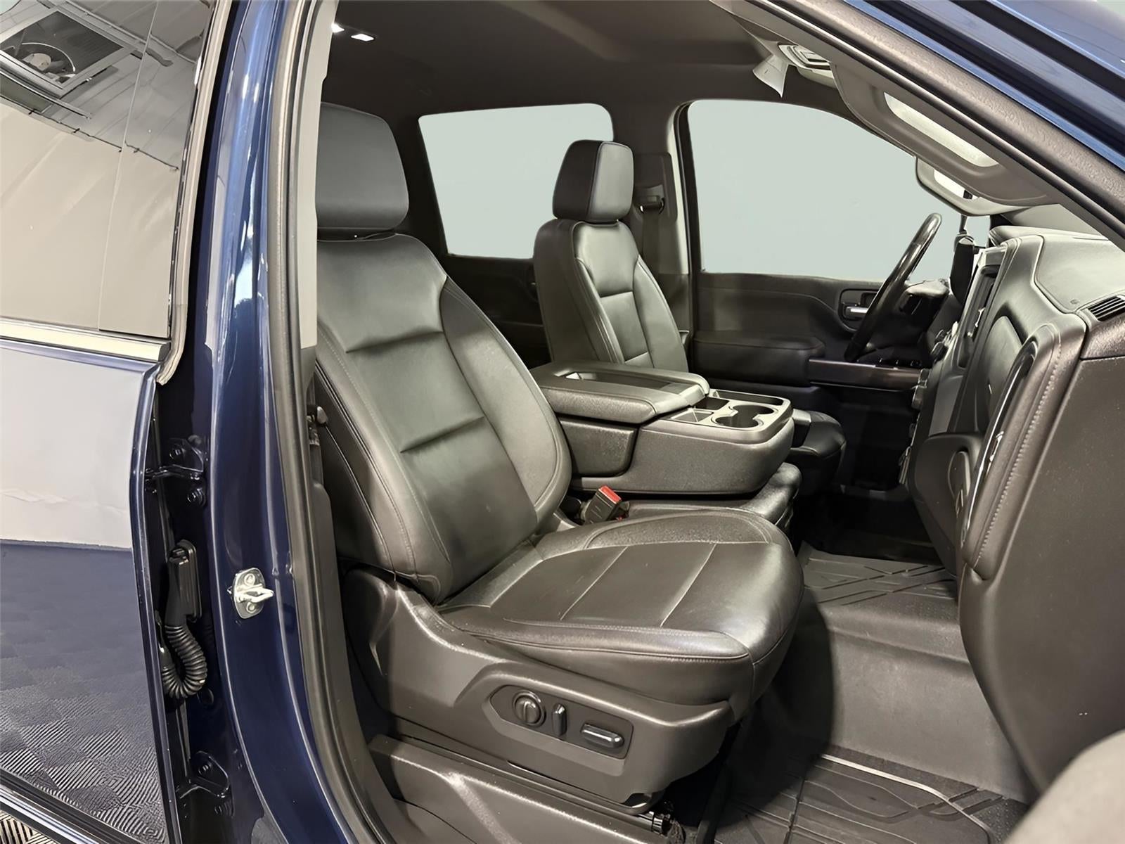 2023 Chevrolet Silverado 3500HD 4WD Crew Cab Long Bed LTZ