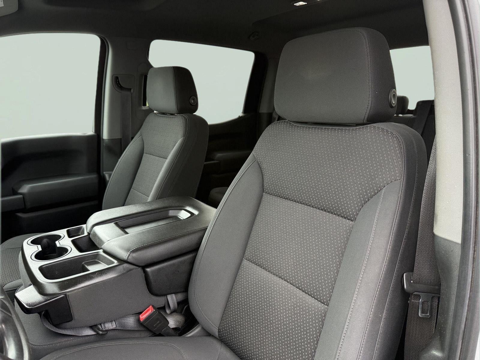 2020 Chevrolet Silverado 1500 4WD Crew Cab Short Bed Custom