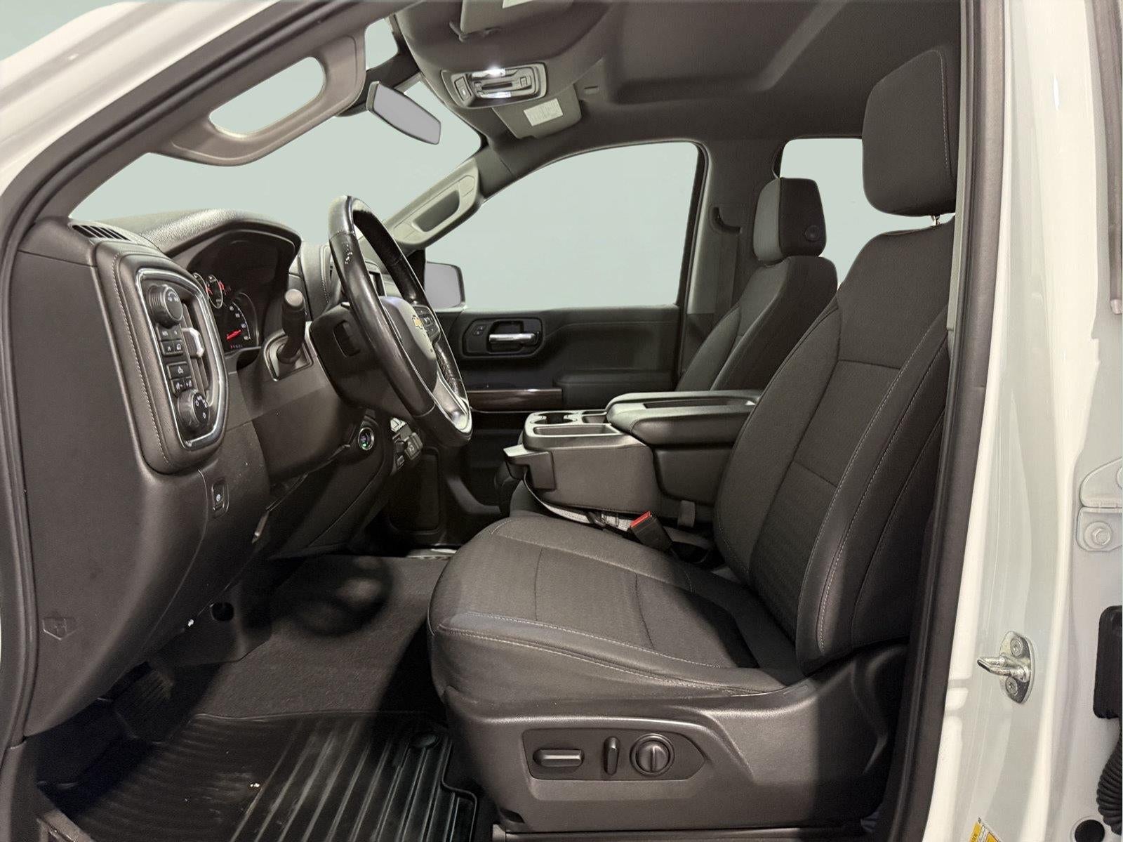 2021 Chevrolet Silverado 1500 4WD Crew Cab Short Bed LT
