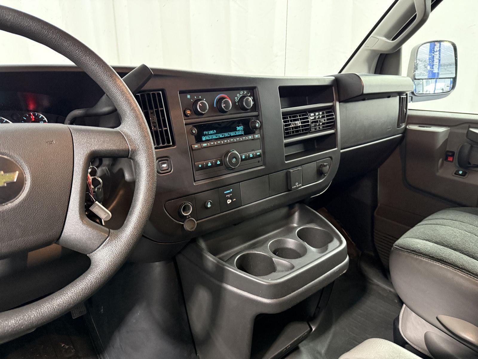 2024 Chevrolet Express Cargo RWD 2500 Regular Wheelbase WT