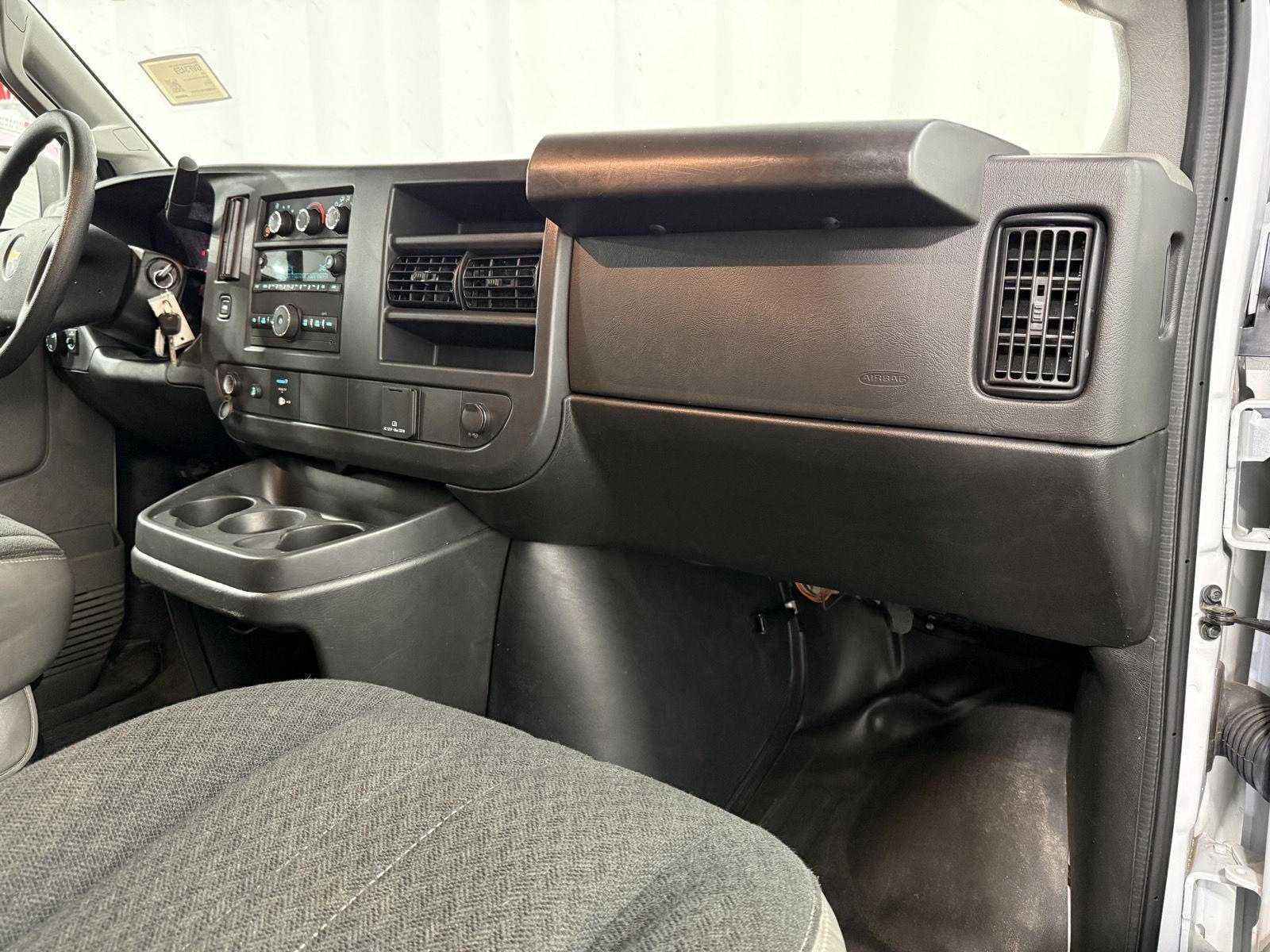 2024 Chevrolet Express Cargo RWD 2500 Regular Wheelbase WT