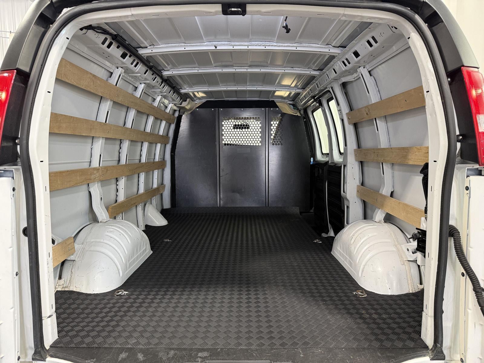 2024 Chevrolet Express Cargo RWD 2500 Regular Wheelbase WT