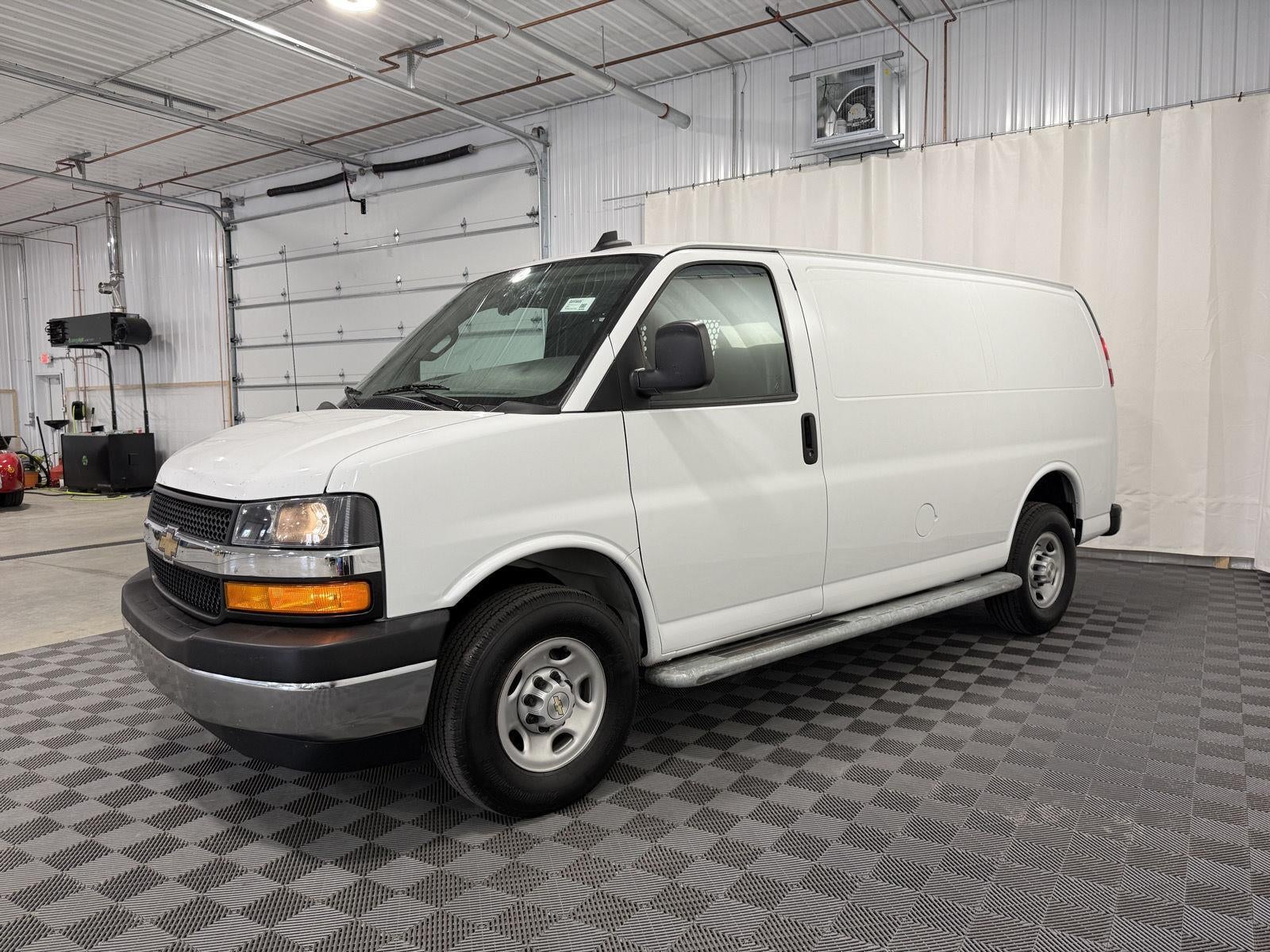 2024 Chevrolet Express Cargo RWD 2500 Regular Wheelbase WT