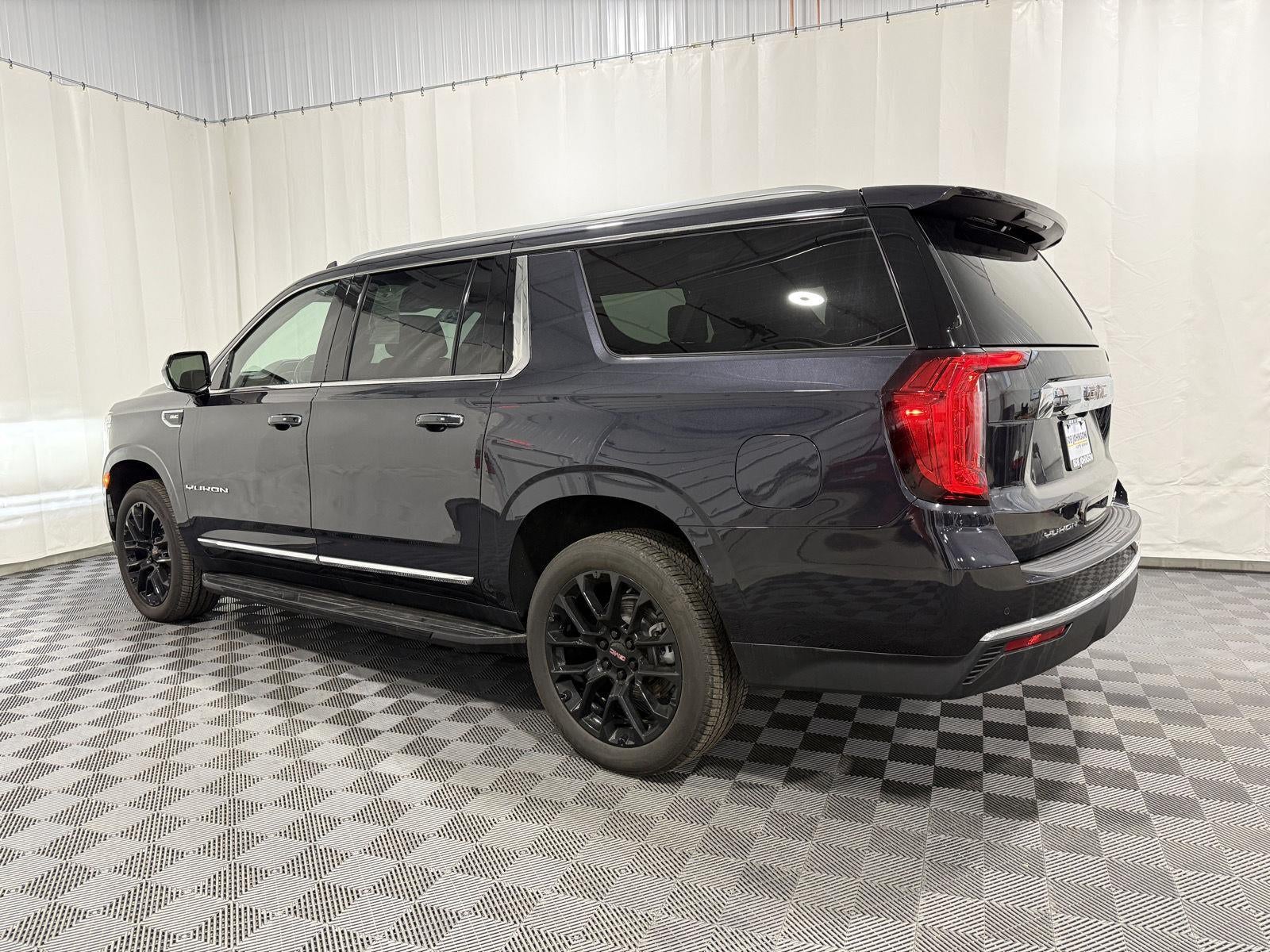 2023 GMC Yukon XL SLT