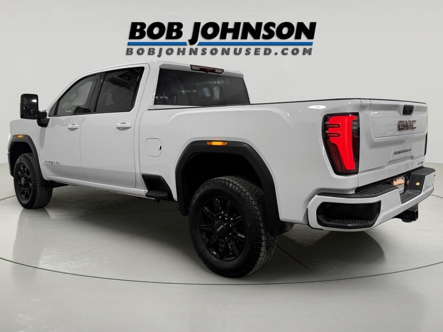 2025 GMC Sierra 2500HD 4WD Crew Cab Standard Bed AT4