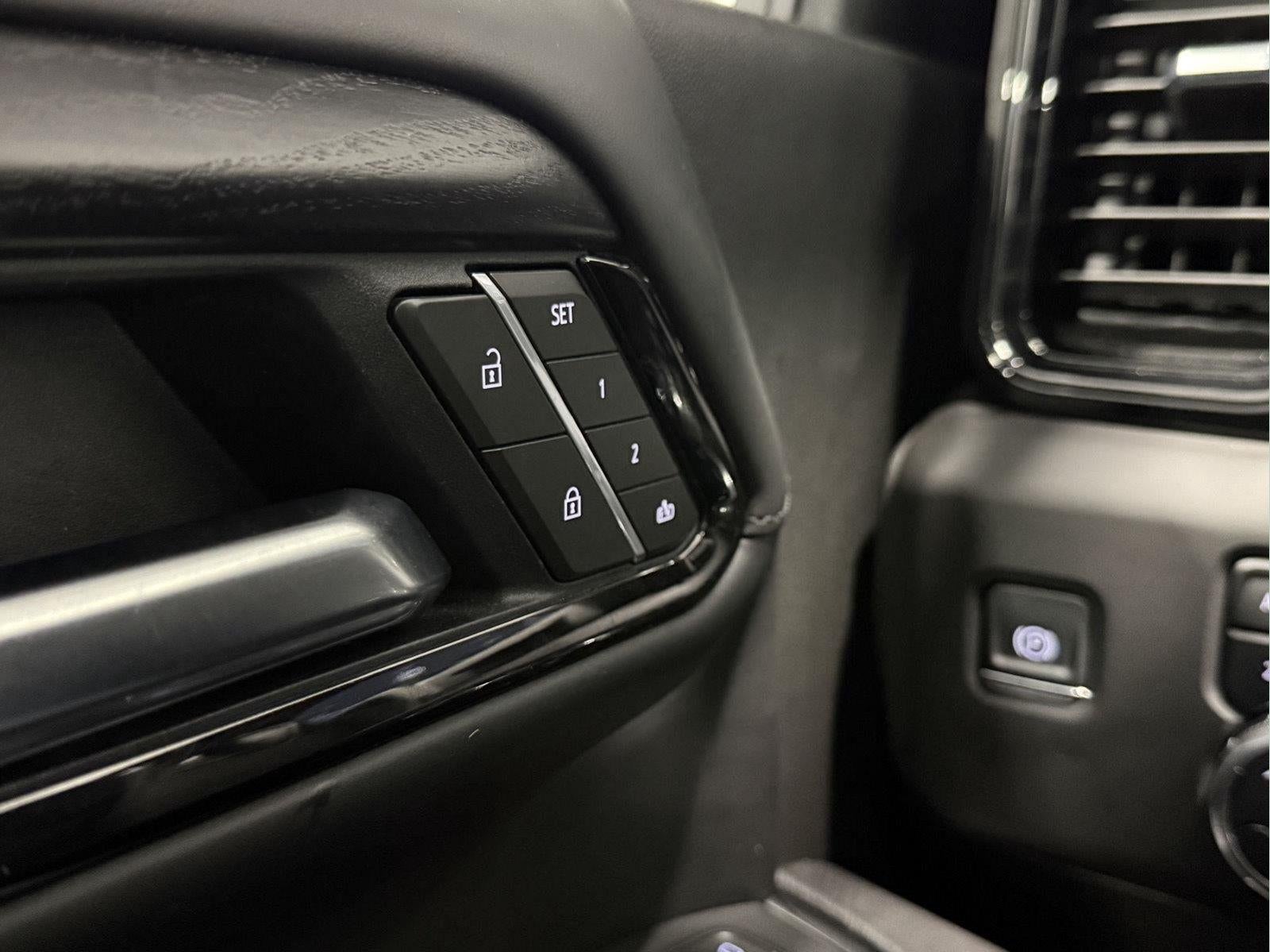 2025 GMC Sierra 2500HD Crew Cab, Standard Bed, AT4X, 4WD