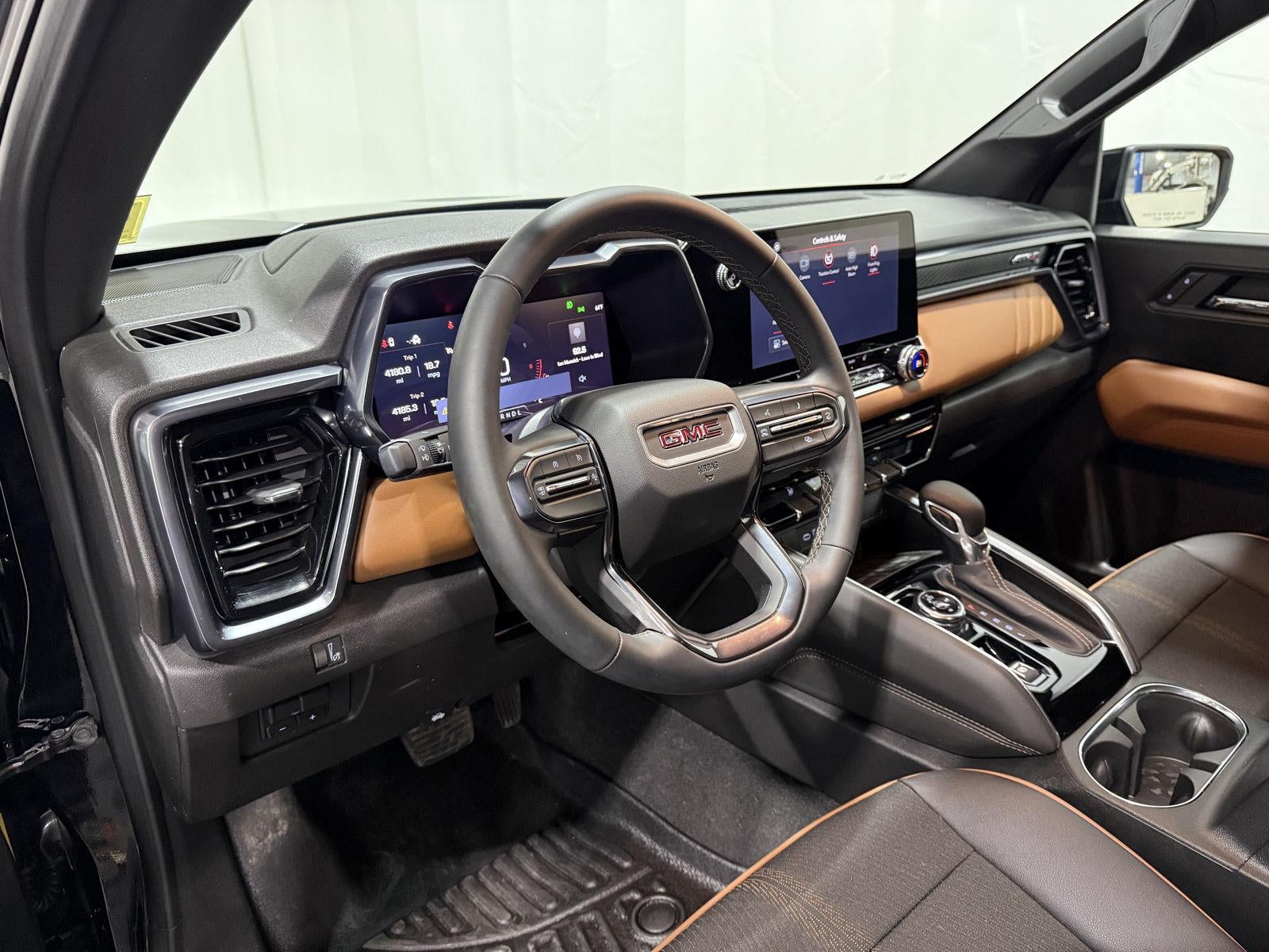 2026 GMC Canyon AT4 4WD