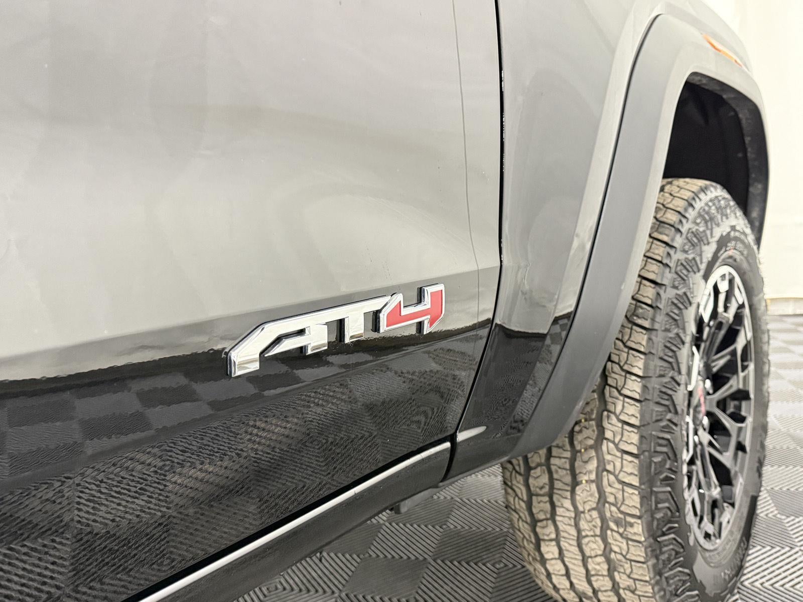2026 GMC Canyon AT4 4WD