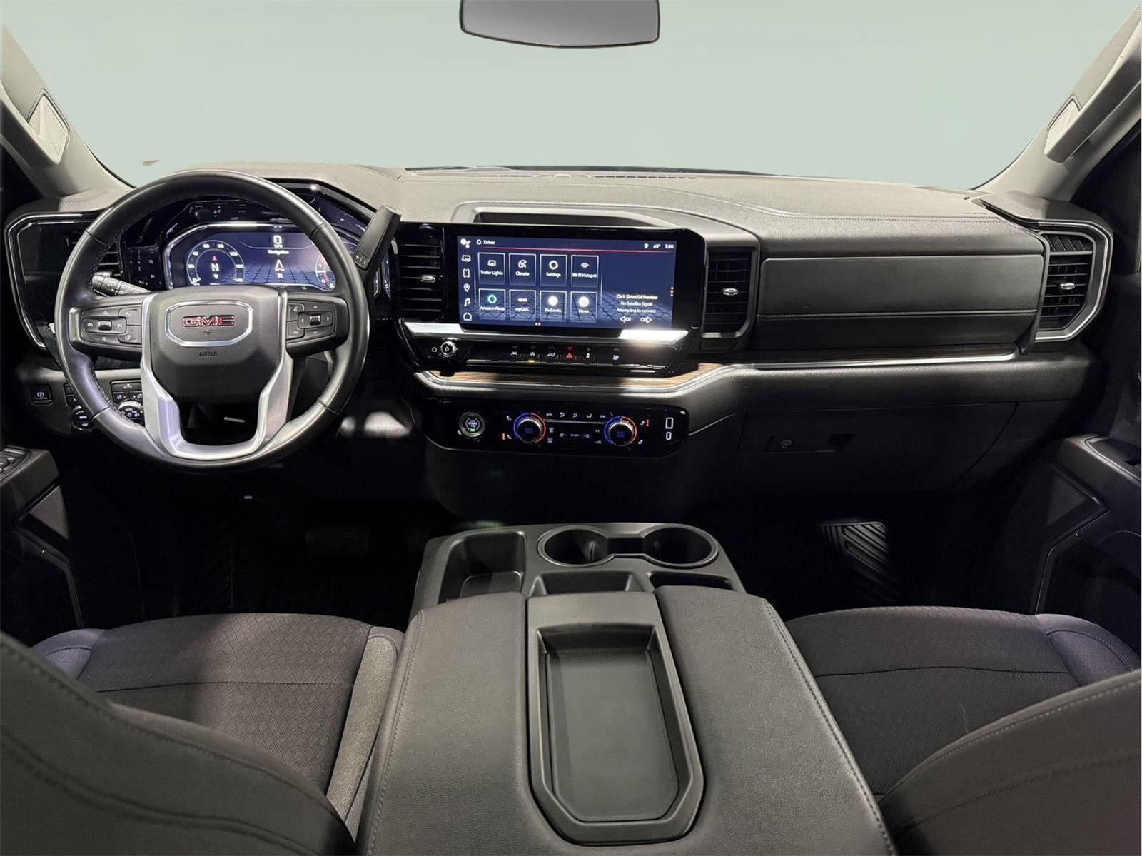 2024 GMC Sierra 1500 4WD Crew Cab Short Box Elevation with 3VL