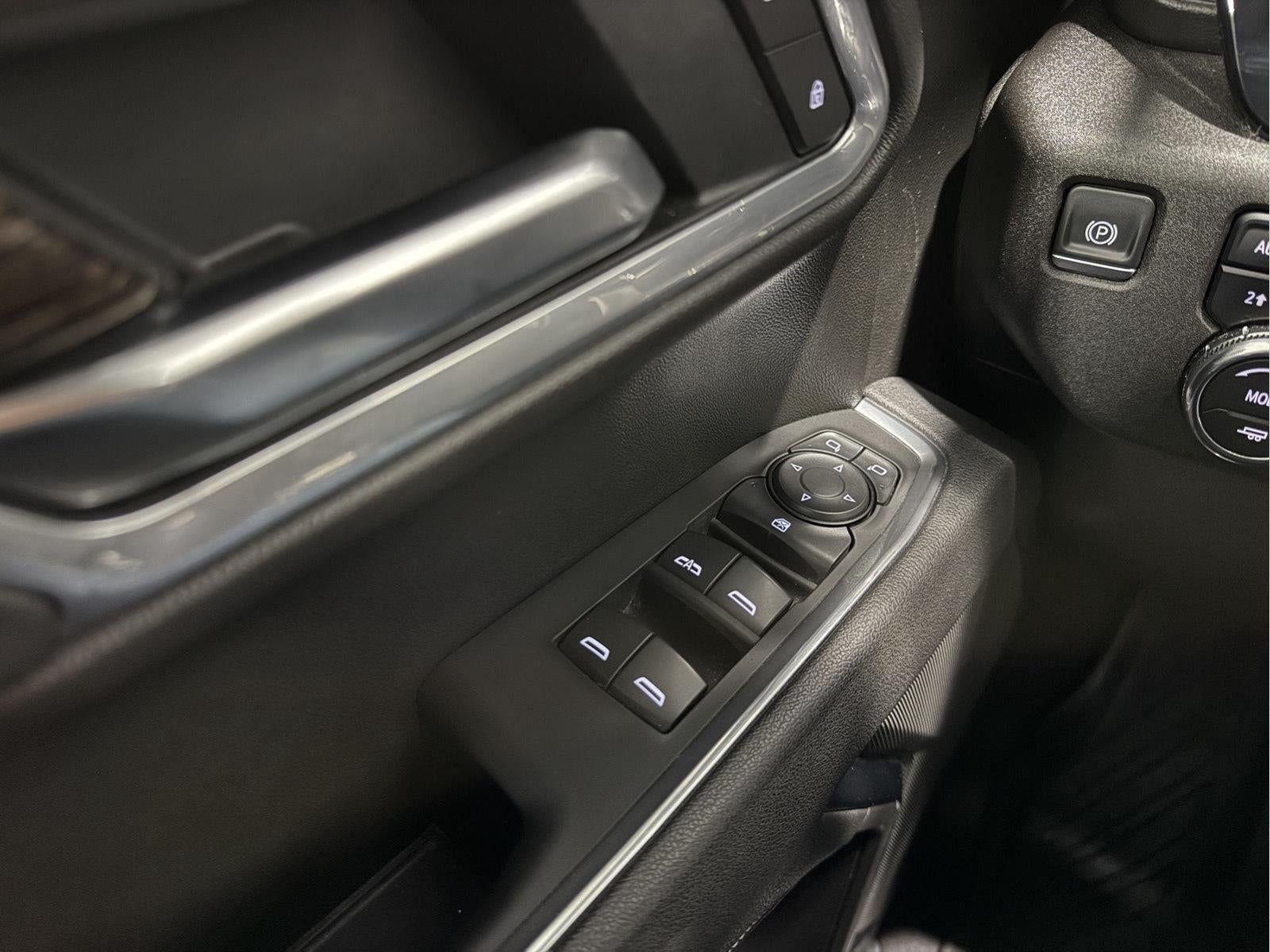 2025 GMC Sierra 1500 Crew Cab, Standard Bed, Elevation, 4WD