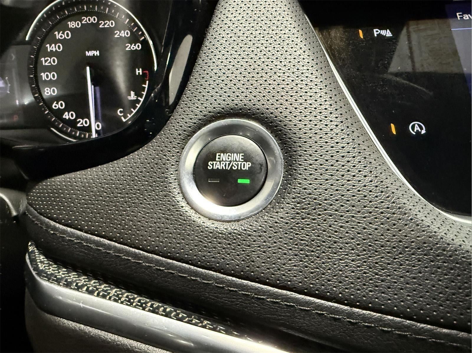 2021 Cadillac XT5 Sport