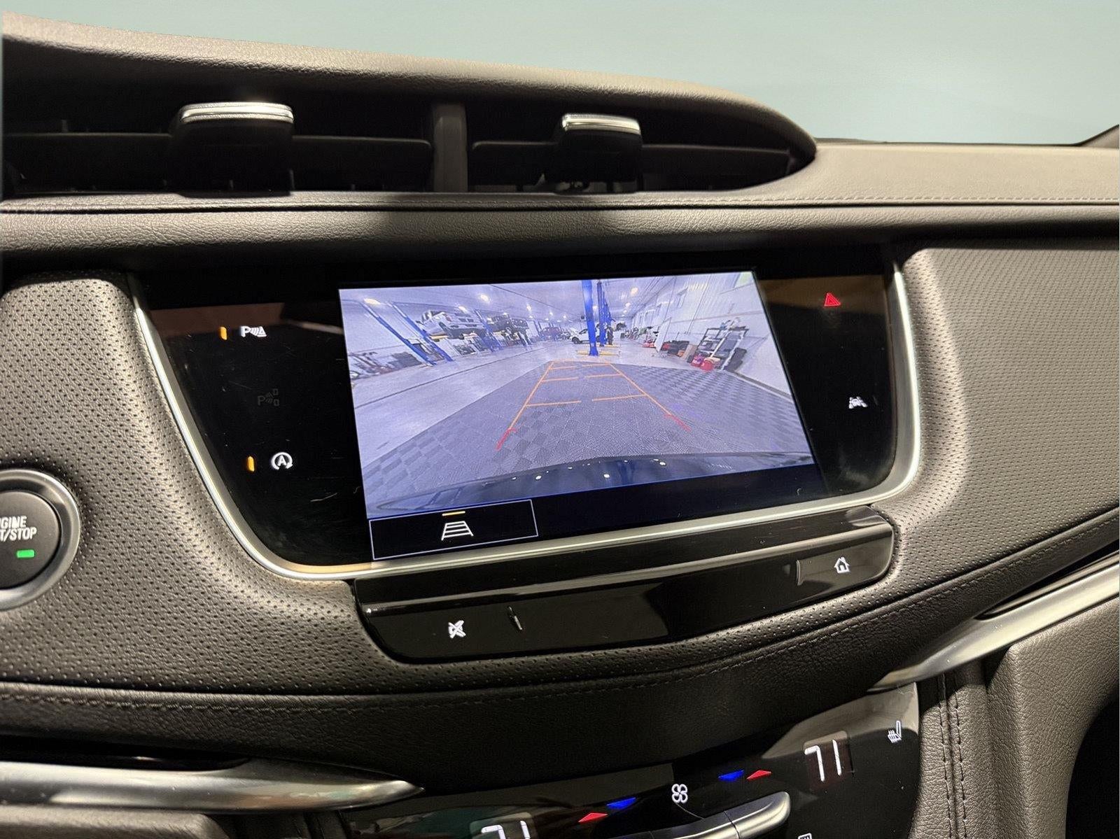 2024 Cadillac XT6 Luxury