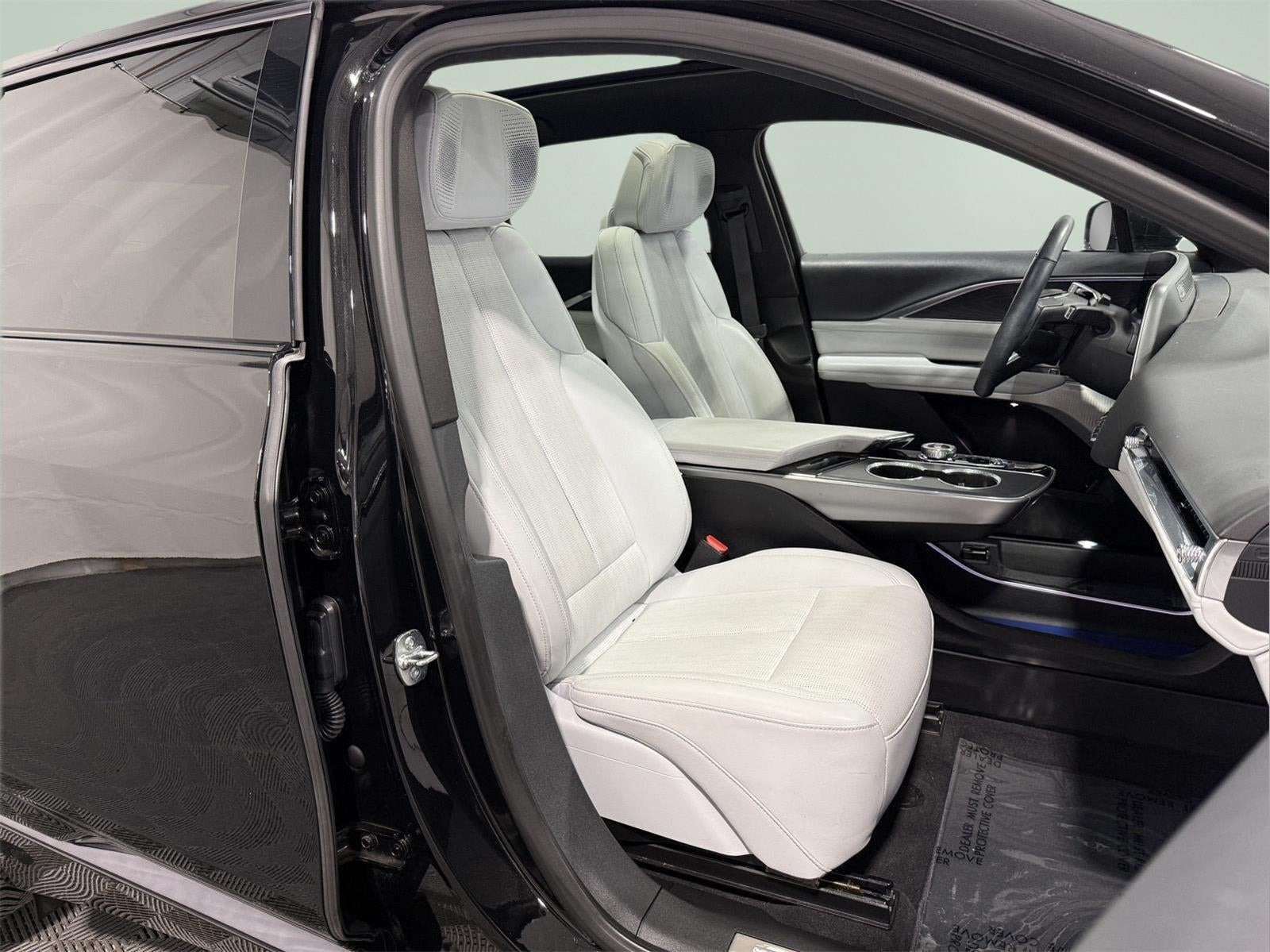 2024 Cadillac LYRIQ Sport w/1SJ