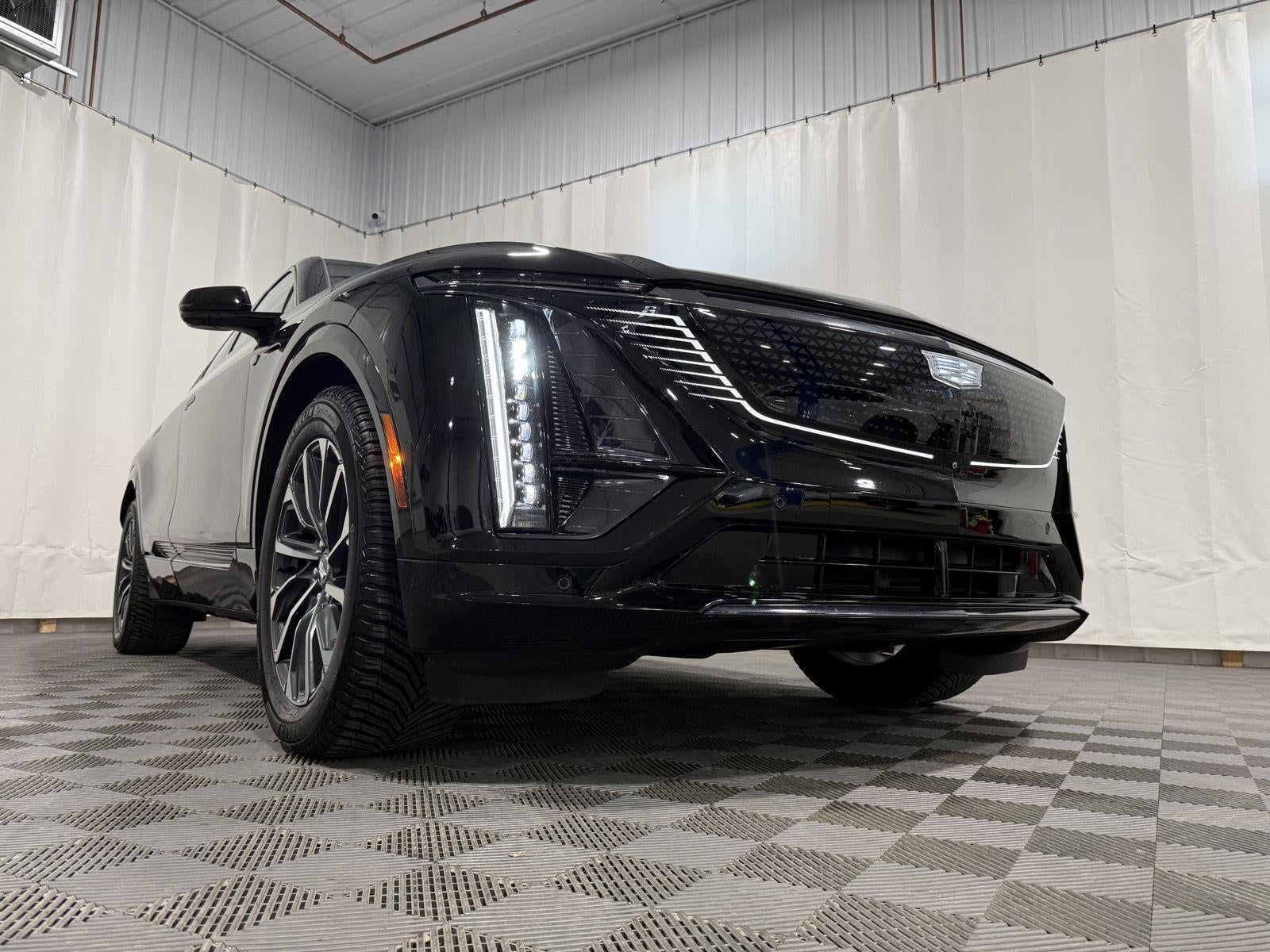 2024 Cadillac Lyriq Sport