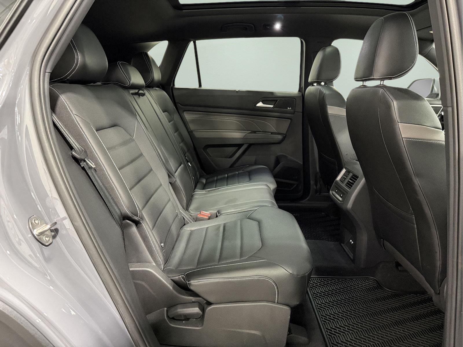 2022 Volkswagen Atlas Cross Sport 3.6L V6 SEL Premium R-Line