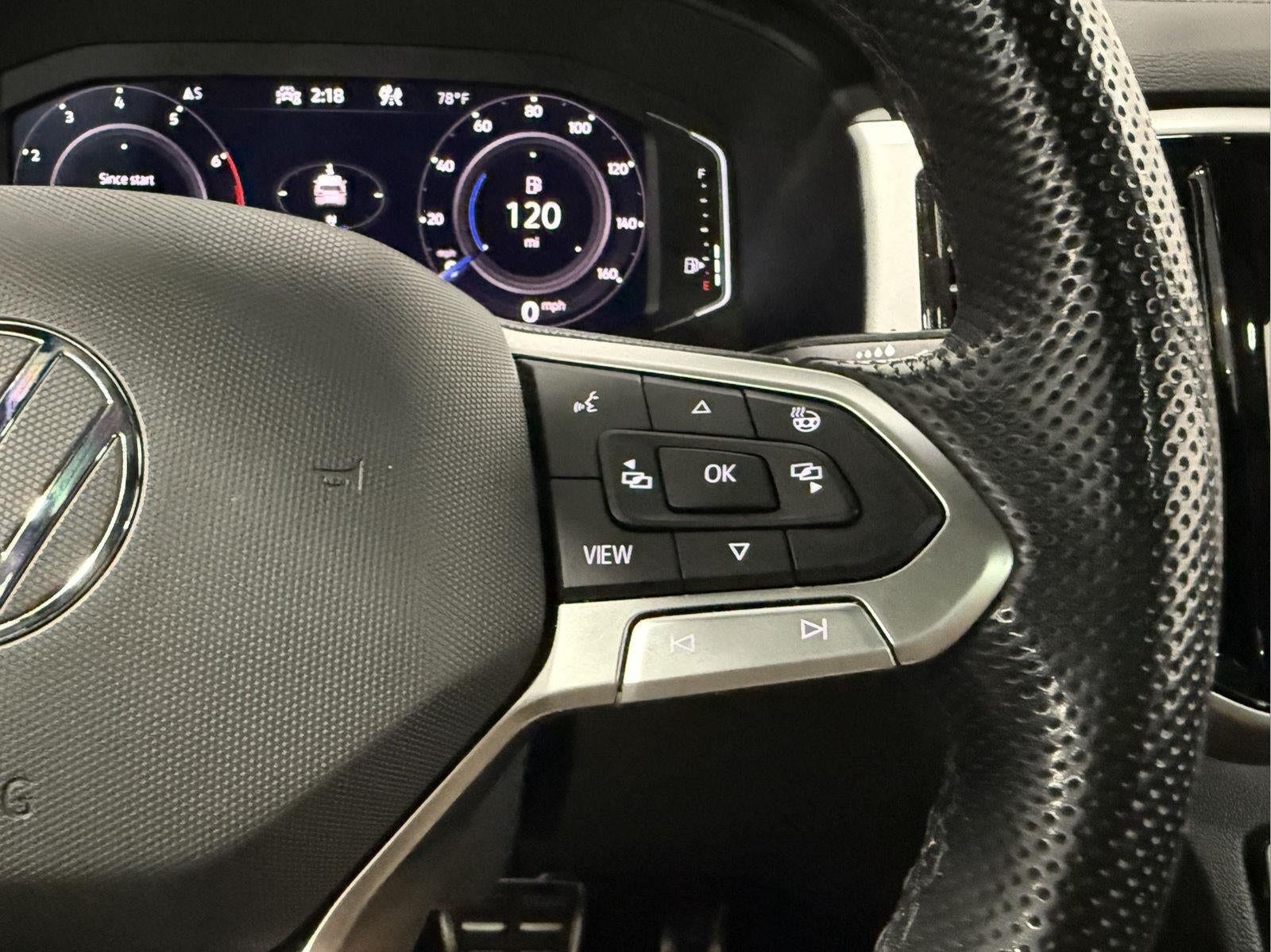 2022 Volkswagen Atlas Cross Sport 3.6L V6 SEL Premium R-Line