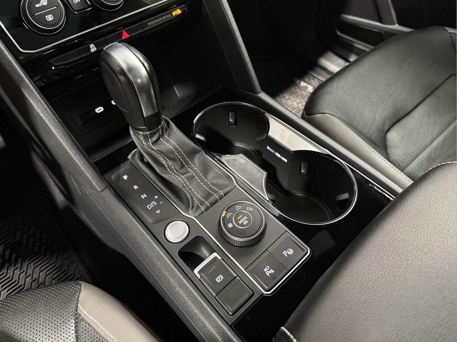 2022 Volkswagen Atlas Cross Sport 3.6L V6 SEL Premium R-Line