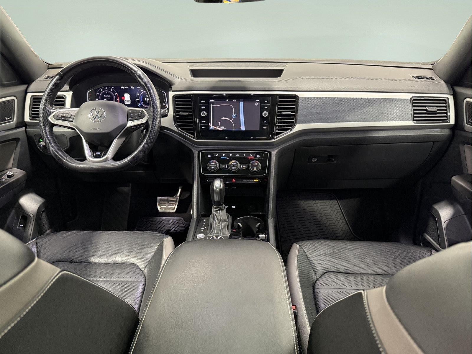 2022 Volkswagen Atlas Cross Sport 3.6L V6 SEL Premium R-Line