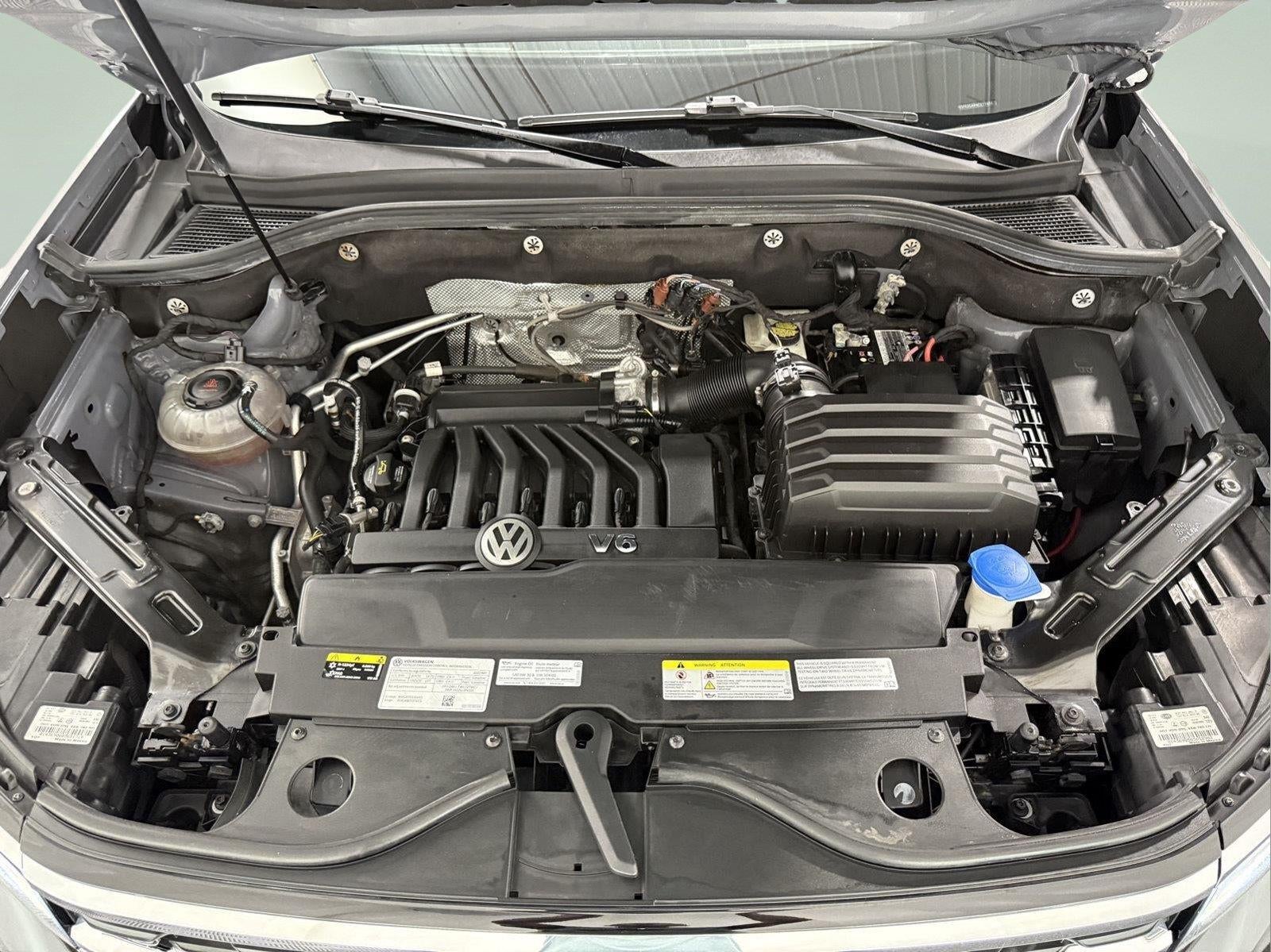 2022 Volkswagen Atlas Cross Sport 3.6L V6 SEL Premium R-Line