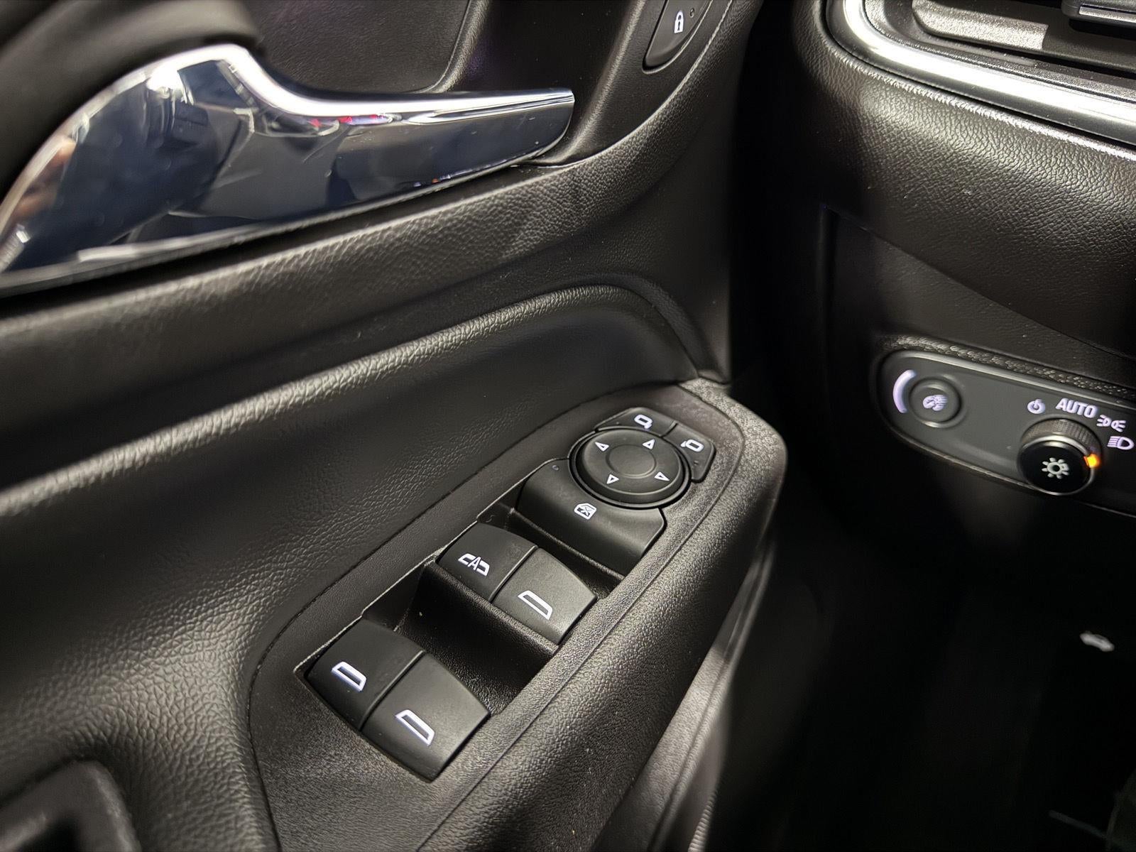 2020 Chevrolet Equinox FWD 2FL