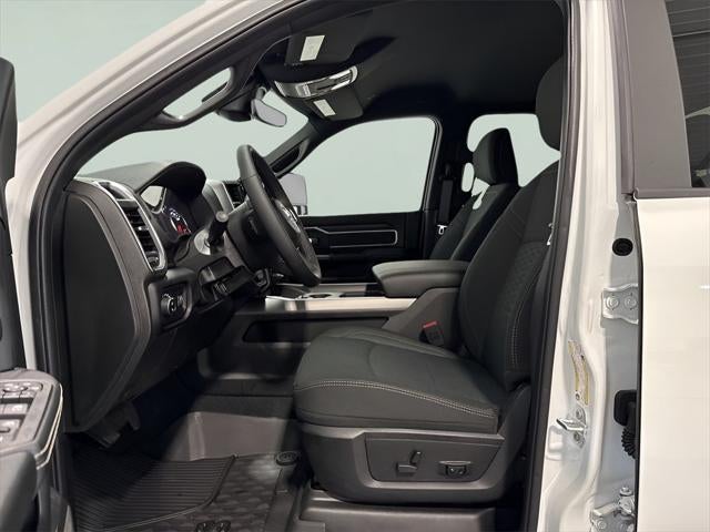 2025 RAM 2500 Big Horn Crew Cab 4x4 6'4' Box