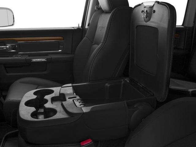 2017 RAM 3500 Laramie Crew Cab 4x4 8' Box