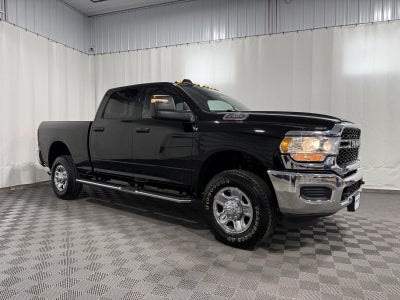 2024 RAM 2500 Tradesman Crew Cab 4x4 6'4' Box