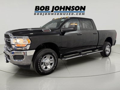 2024 RAM 2500 Tradesman Crew Cab 4x4 6'4' Box