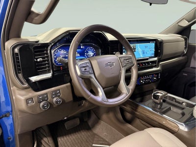 2022 Chevrolet Silverado 1500 4WD Crew Cab Short Bed LT Trail Boss