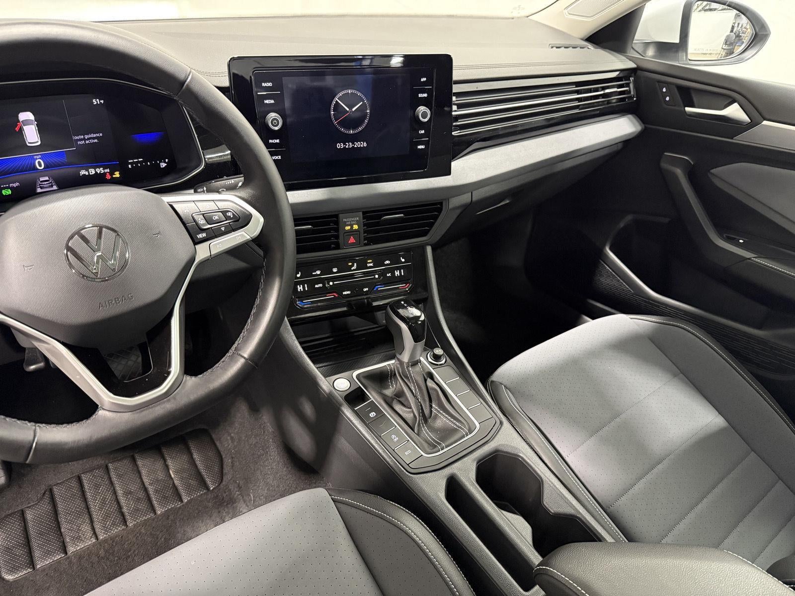 2025 Volkswagen Jetta 1.5T SE