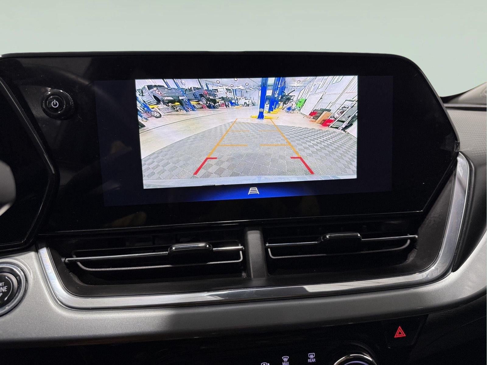 2024 Chevrolet Trax FWD LT