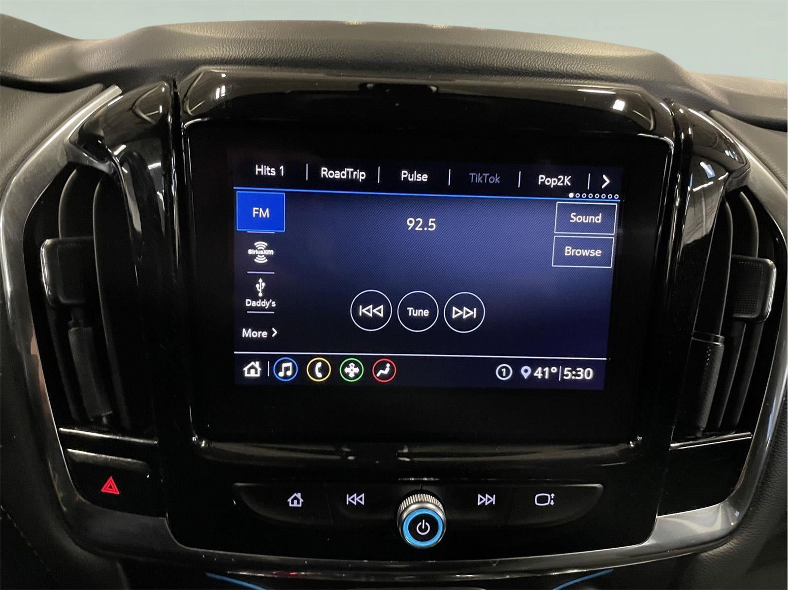 2020 Chevrolet Traverse LT Cloth