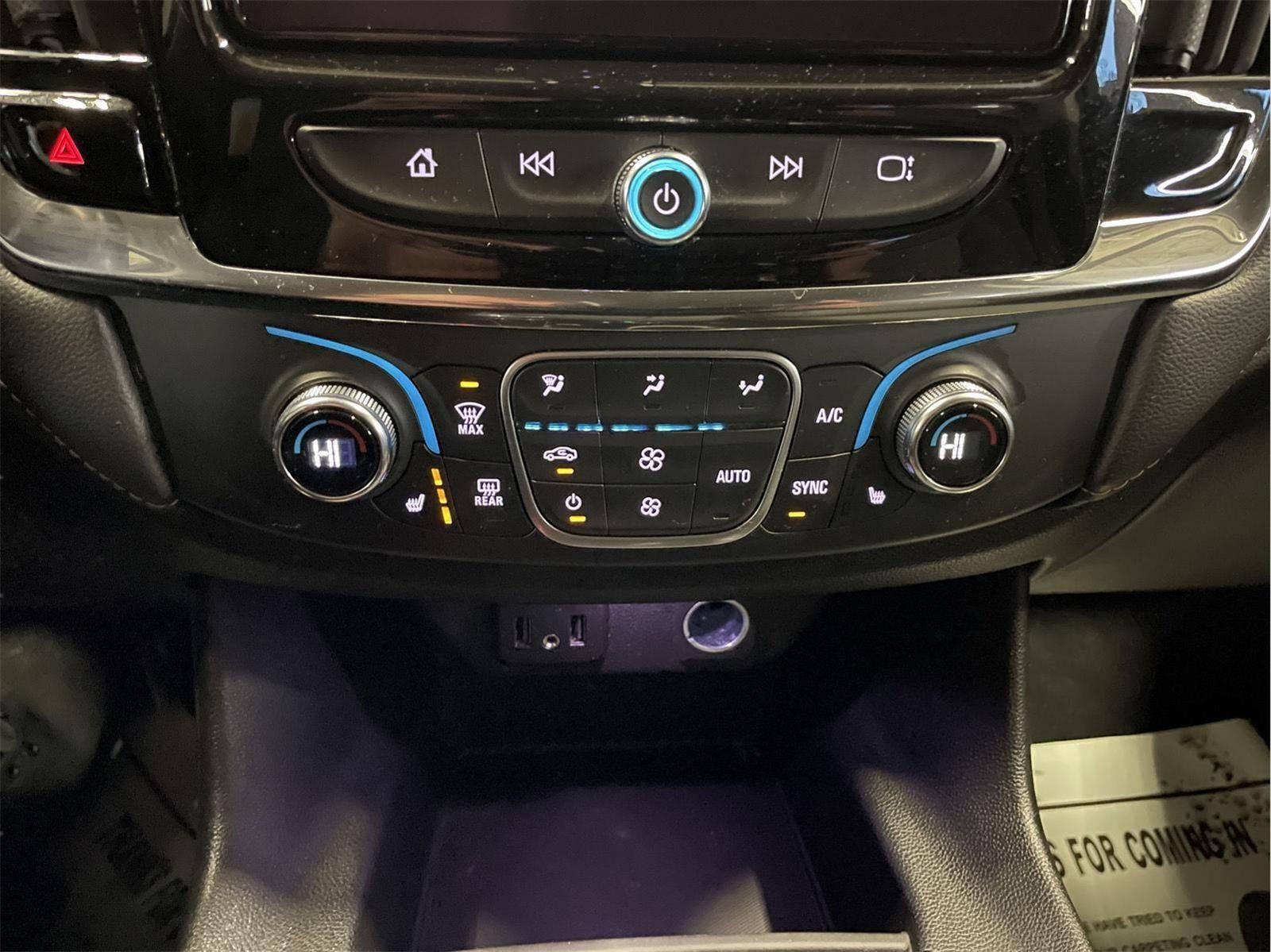 2020 Chevrolet Traverse LT Cloth