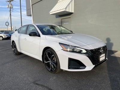 2023 Nissan Altima 2.5 SR
