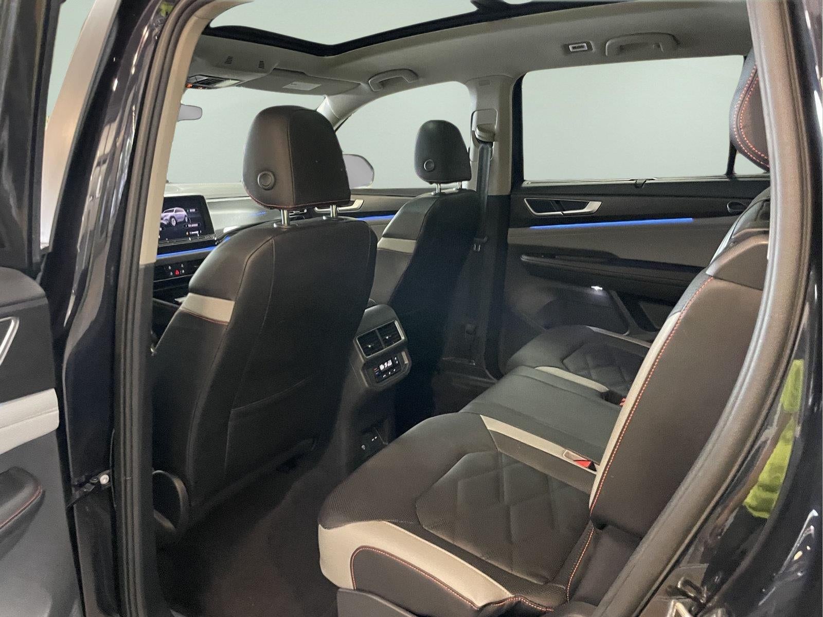 2024 Volkswagen Atlas 2.0T Peak Edition SE w/Technology
