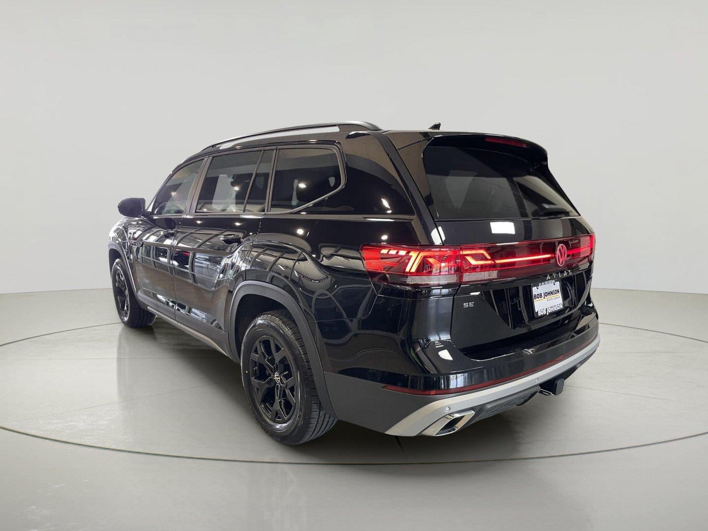 2024 Volkswagen Atlas 2.0T Peak Edition SE w/Technology