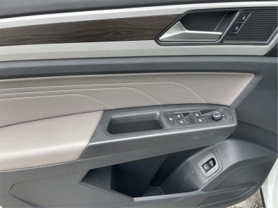 2022 Volkswagen Atlas 2.0T SE w/Technology