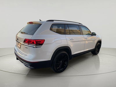 2022 Volkswagen Atlas 3.6L V6 SE w/Technology