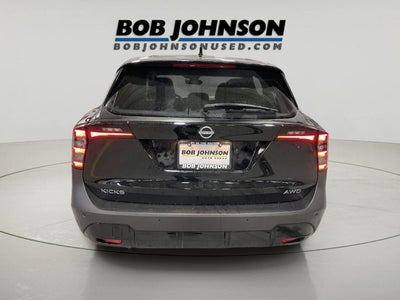 2025 Nissan Kicks SV