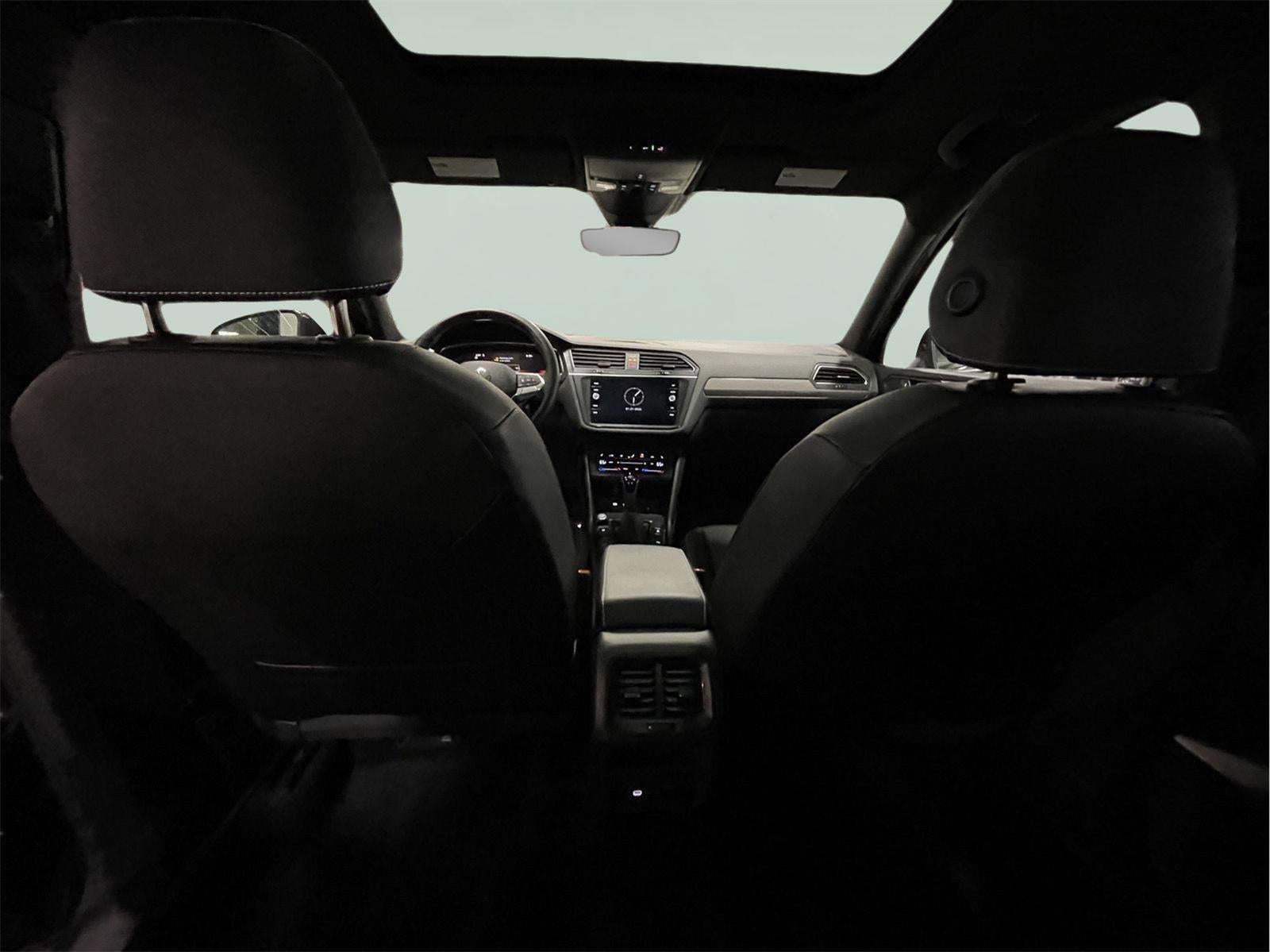 2023 Volkswagen Tiguan SE R-Line Black