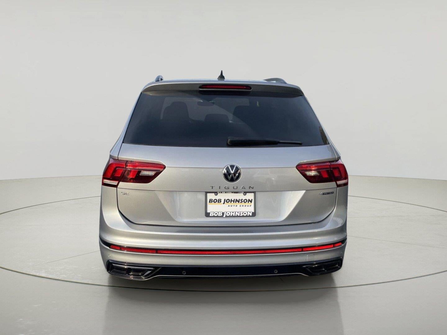 2024 Volkswagen Tiguan SE R-Line Black