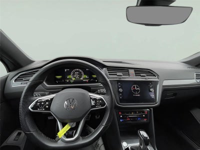 2022 Volkswagen Tiguan SE R-Line Black