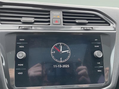 2022 Volkswagen Tiguan SE R-Line Black