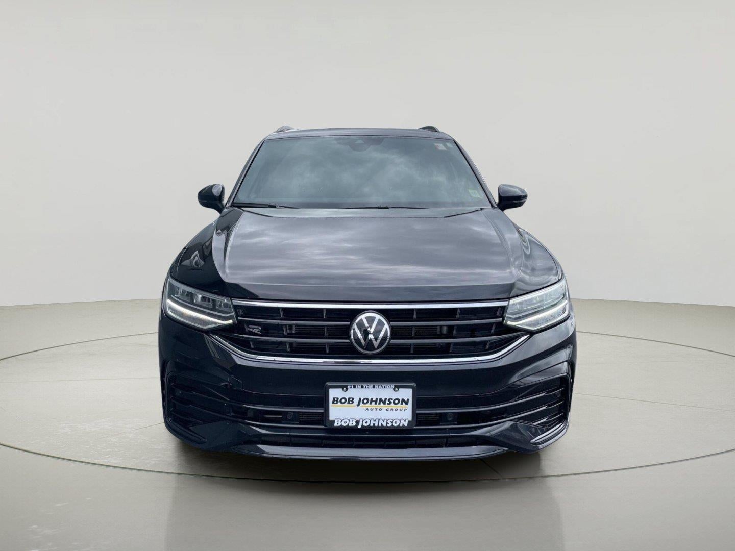 2024 Volkswagen Tiguan SE R-Line Black