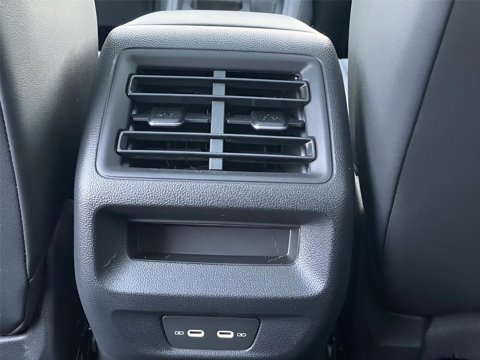 2025 Volkswagen Tiguan SE R-Line Black