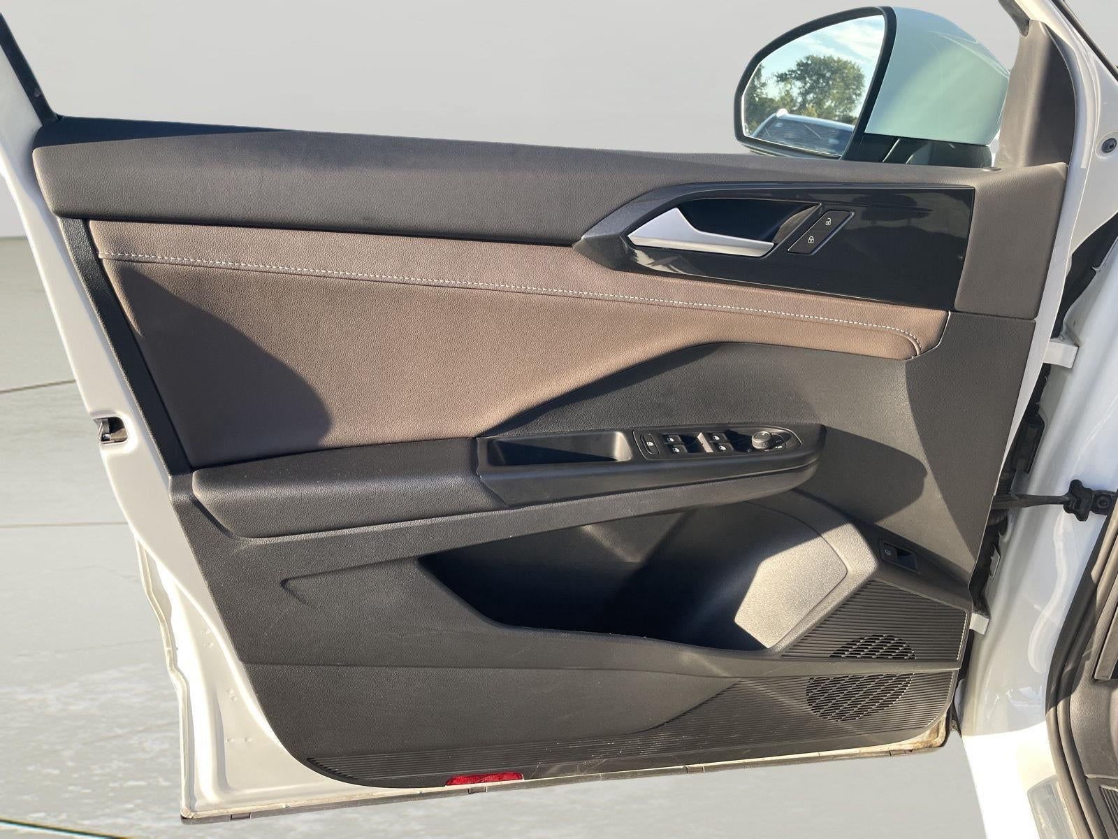 2022 Volkswagen Taos SEL