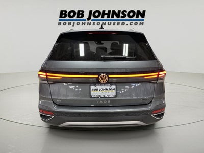 2025 Volkswagen Taos SE