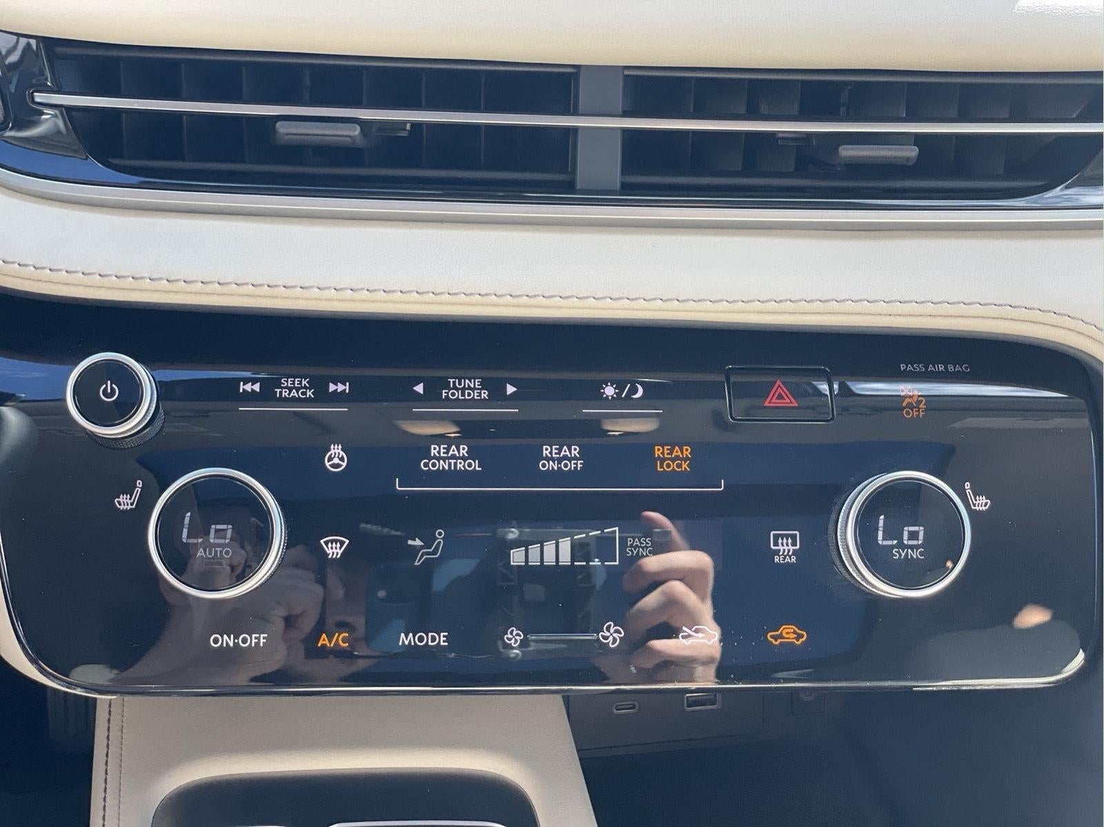 2023 INFINITI Qx60 LUXE