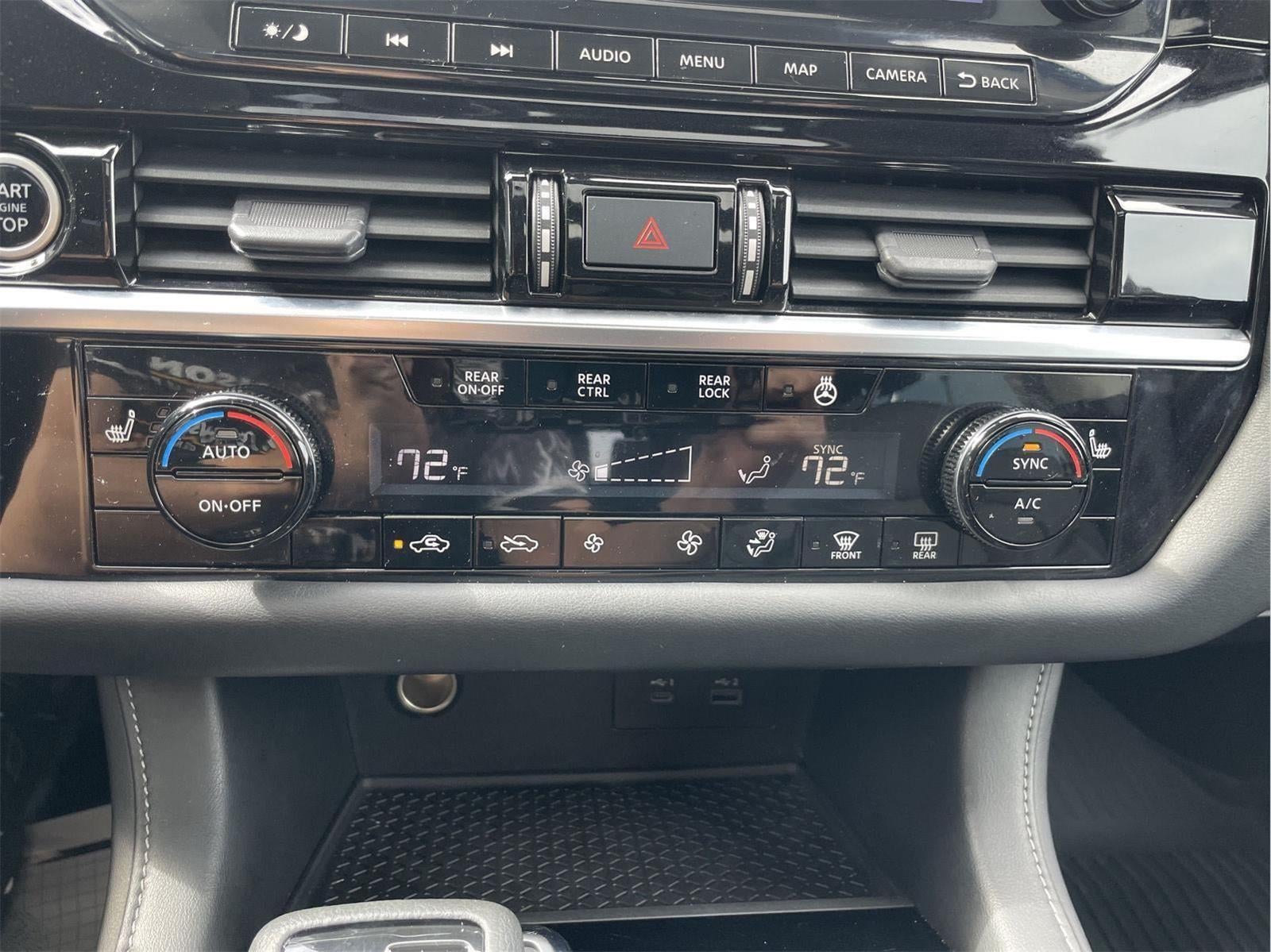 2022 Nissan Pathfinder SL