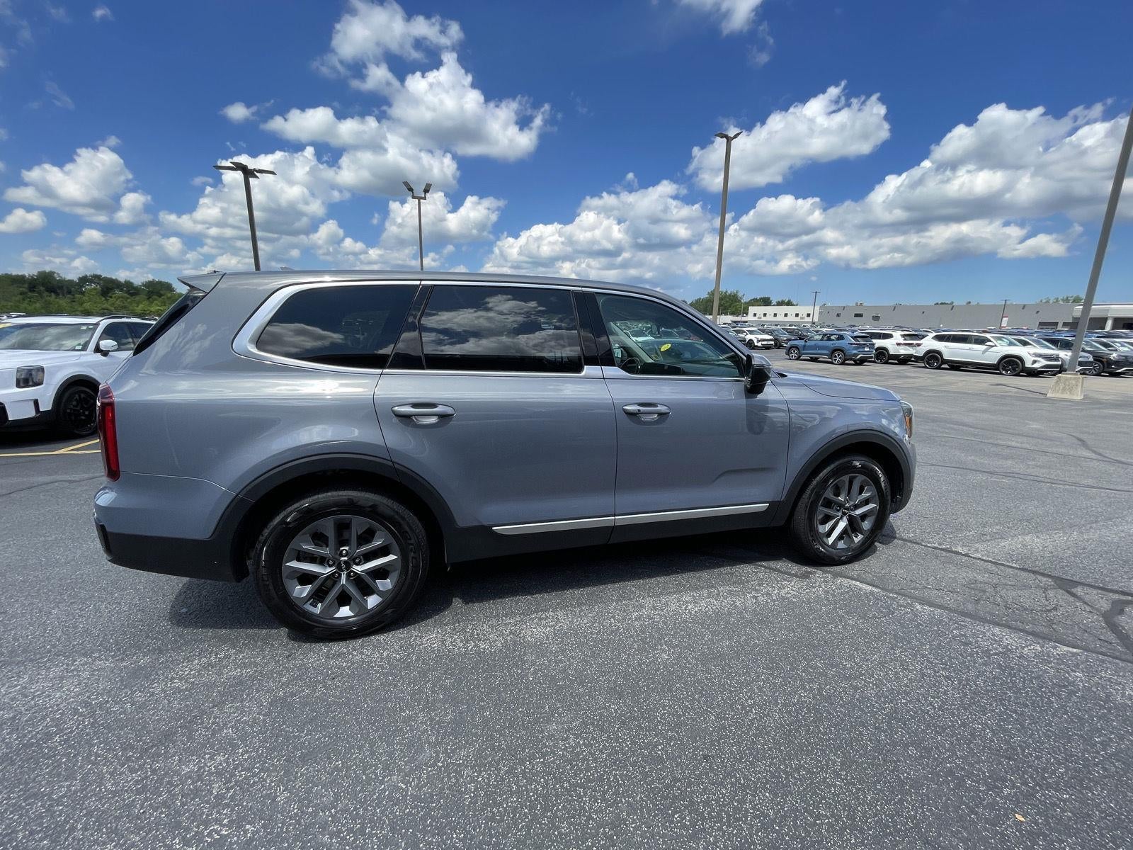 2023 Kia Telluride LX